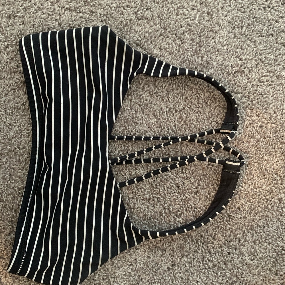 Free to be lululemon sports bra - black & white